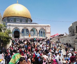 40. Al Masjid Al Aqsa - People Leaving Dome of the Rock